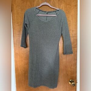 Old Navy Women’s Striped Dress
